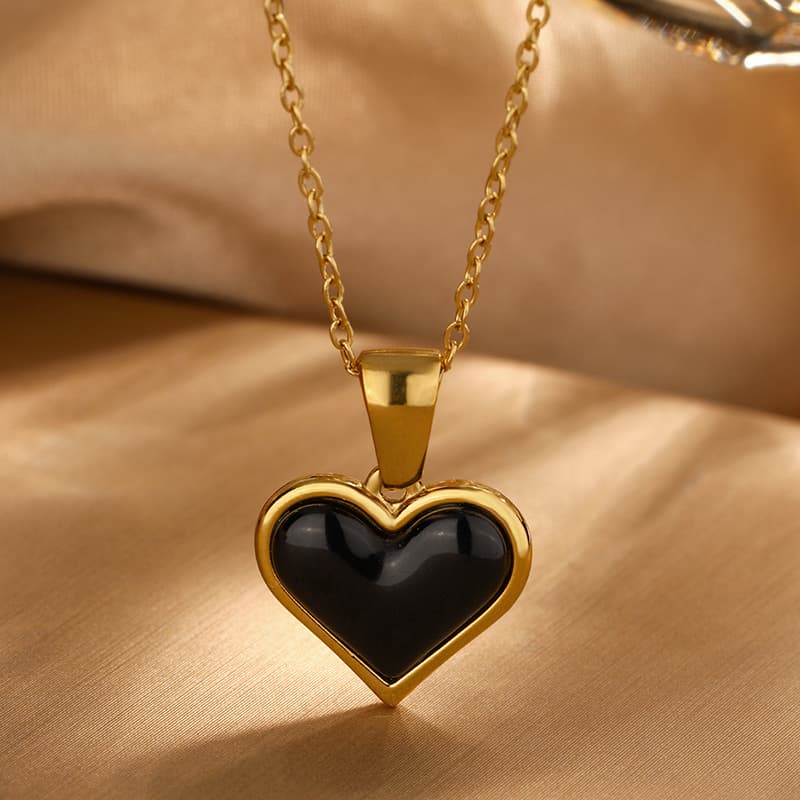 heart-shape-stainless-steel-gold-plated-pendant-necklace-image-1